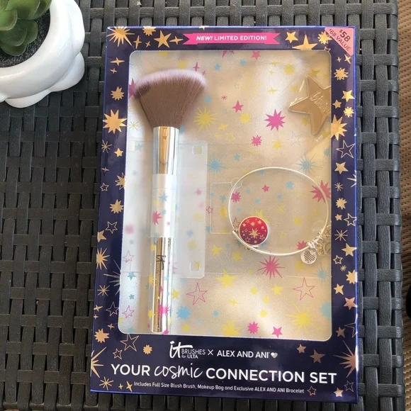 New✨ Alex & Ani x IT Cosmetics Gift Set - Picture 4 of 16